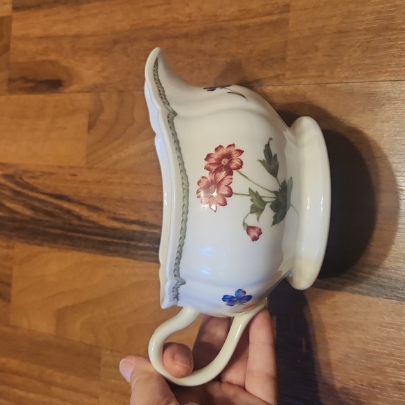 Summer Estate by Noritake Homecraft Small Gravy Boat or Large Creamer Floral - Picture 2 of 13